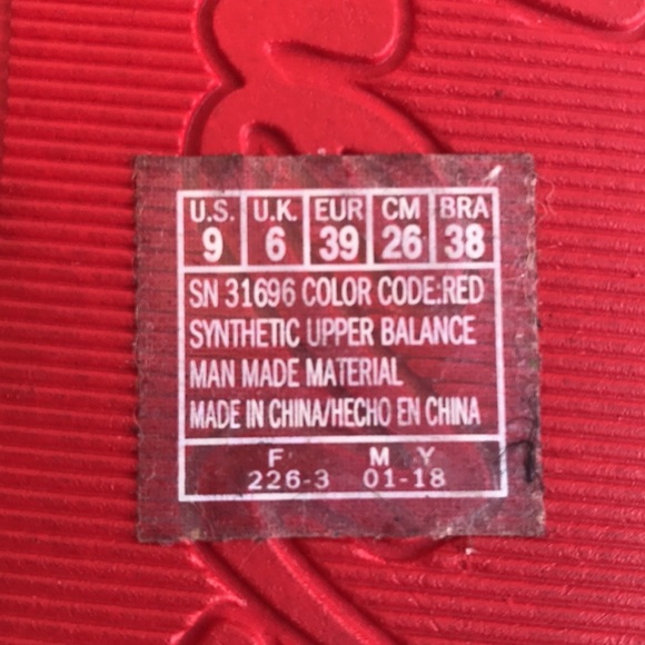 Skechers slip-on Cali Glitz red slides with hard mesh, size 9 - Picture 6 of 6